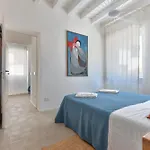 Casa Azzurrina Mare アパート