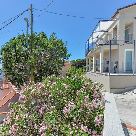 Casa Azzurrina Mare * סקטו